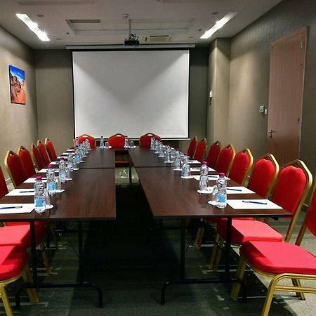 Tulip Inn Naya Algiers Екстер'єр фото