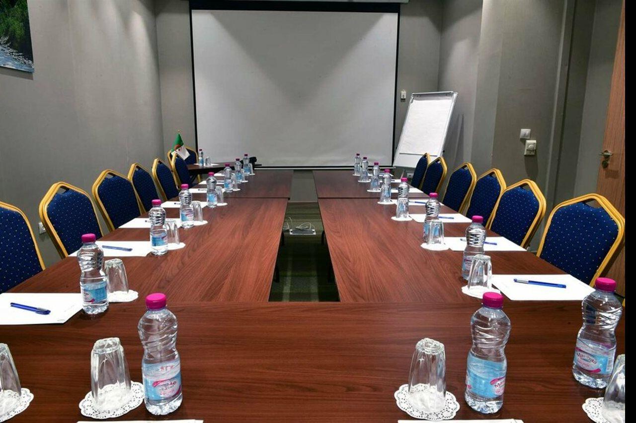 Tulip Inn Naya Algiers Екстер'єр фото